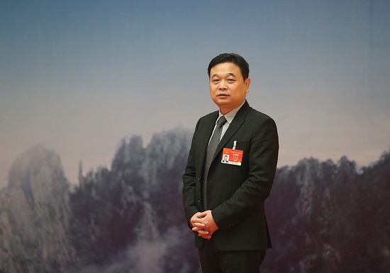 榮事達(dá)潘保春獲評安徽省優(yōu)秀民營企業(yè)家，人工智能雙創(chuàng)開辟新路徑